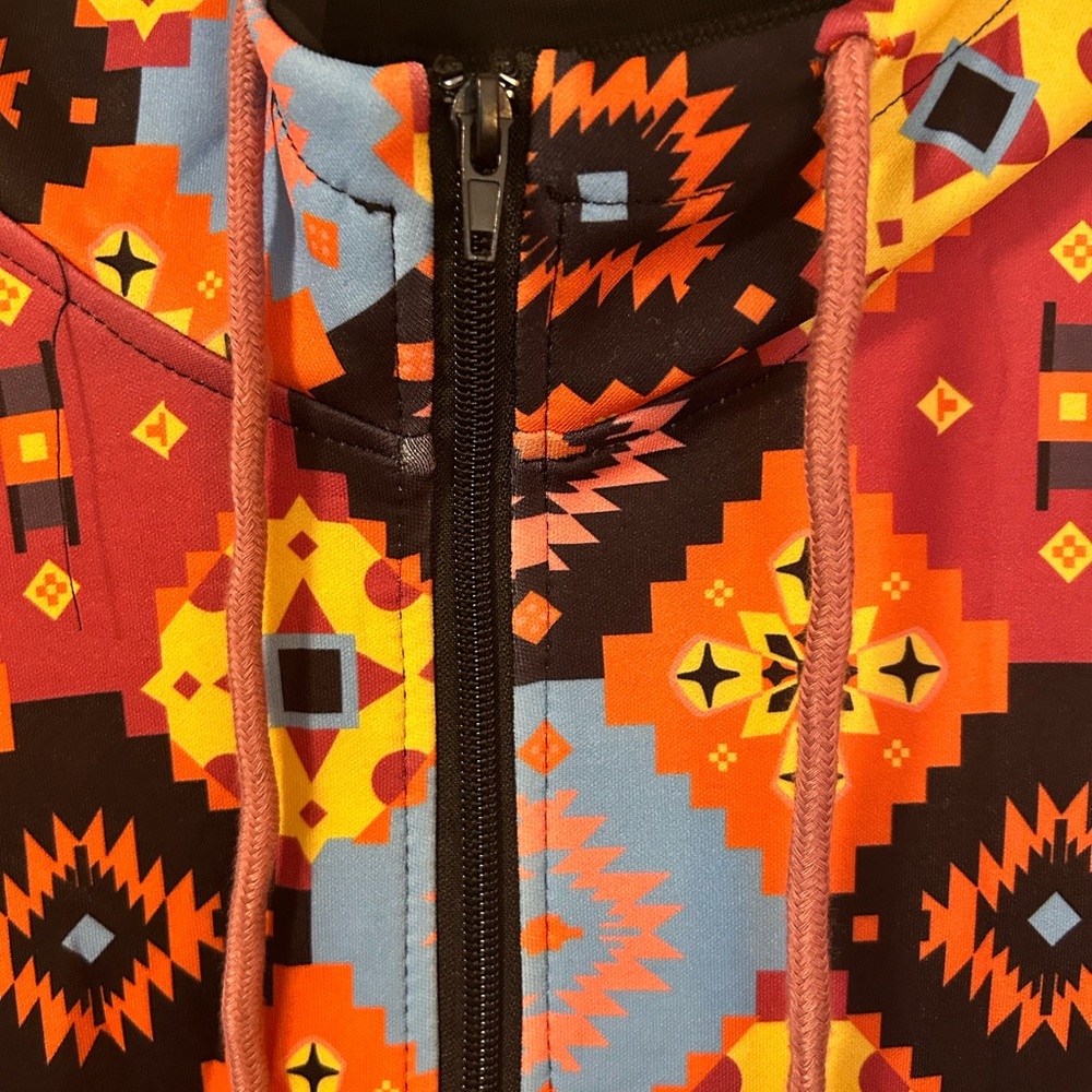 Aztec pattern hoodie - Picture 5 of 7
